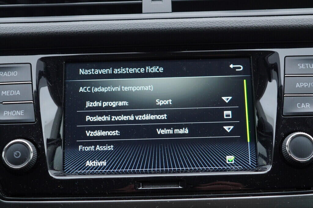 OV190V08212_29.webp_FABIA Style 1.0 TSI 70 kW manuál