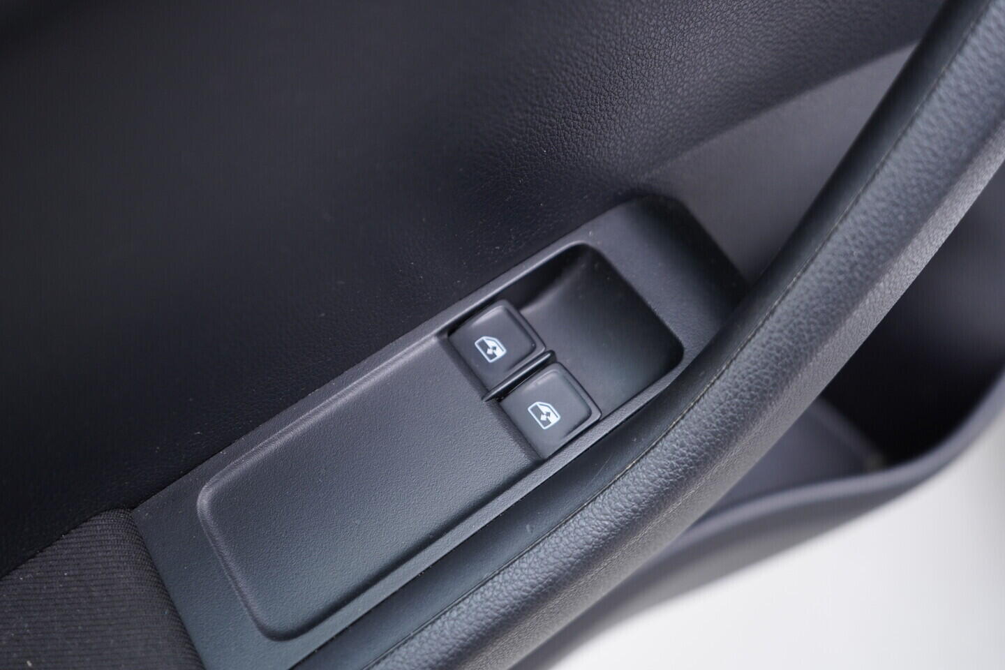 OV190V08213_21.webp_FABIA Monte Carlo 1.0 TSI 81 kW manuál