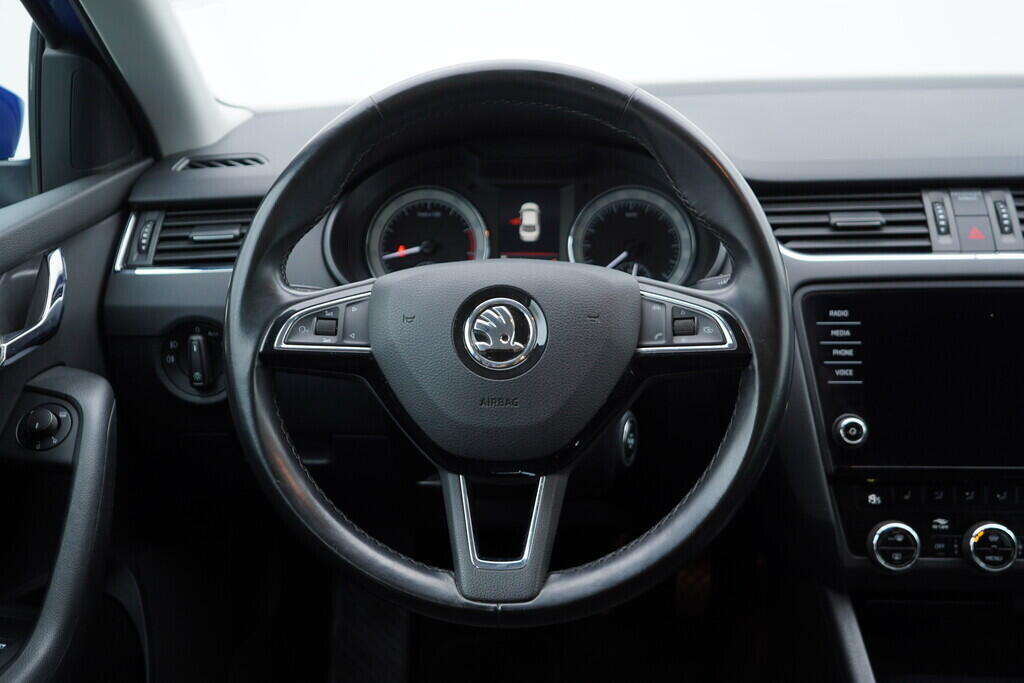 OV190V08221_26.webp_OCTAVIA Style 1.8 TSI 132 kW manuál