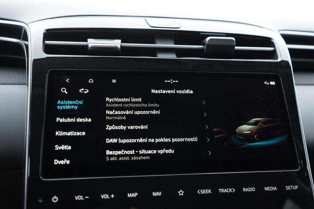 OV190V08224_31.webp_TUCSON Smart + Nav 1.6 TGDI 132 kW automat, DPH