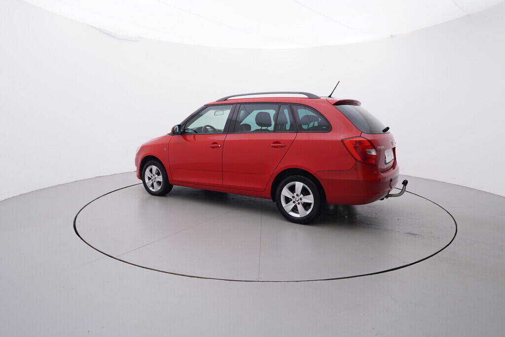 OV190V08225_12.webp_FABIA Elegance 1.6 TDI 66 kW manuál
