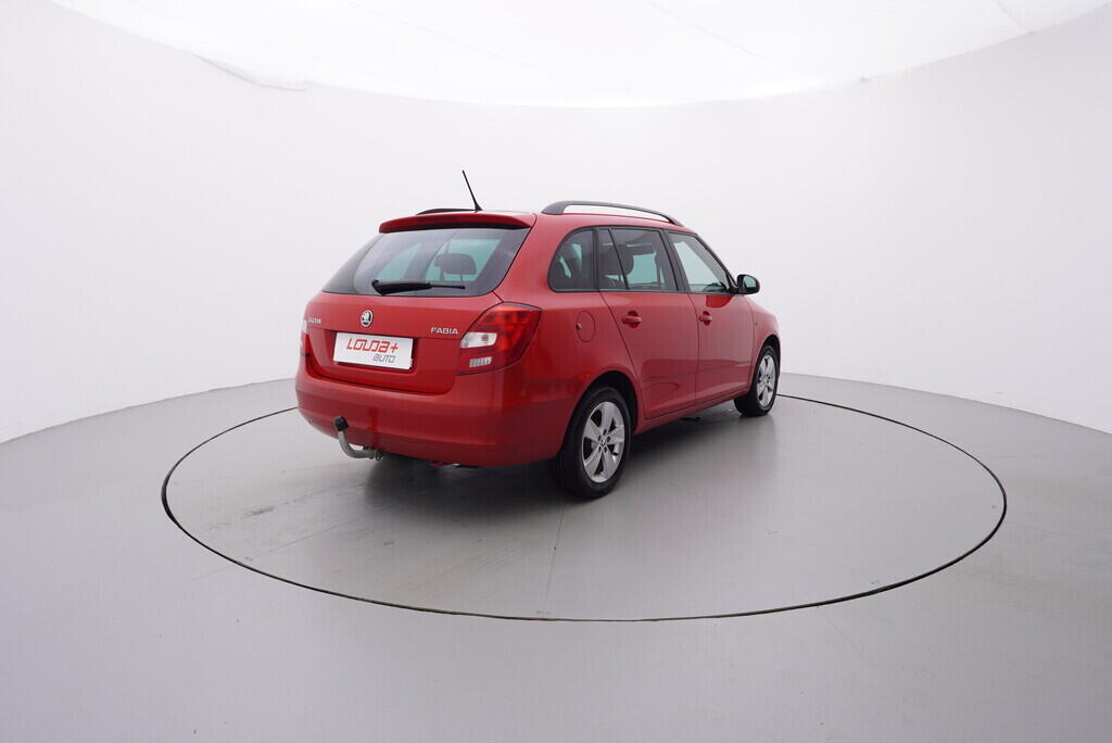 OV190V08225_14.webp_FABIA Elegance 1.6 TDI 66 kW manuál