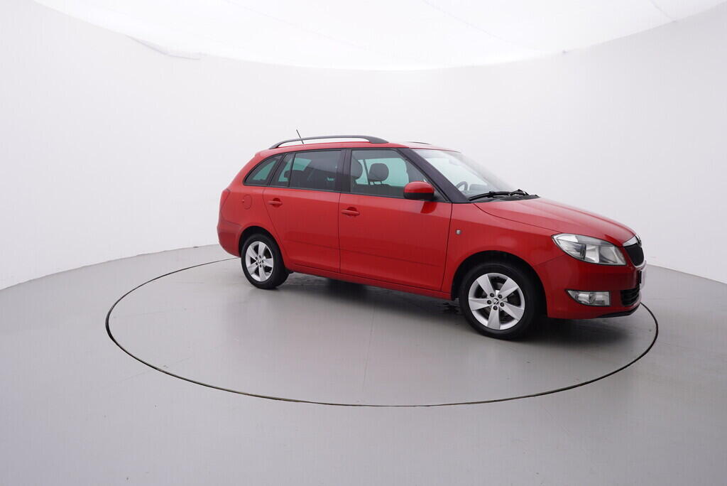 OV190V08225_16.webp_FABIA Elegance 1.6 TDI 66 kW manuál