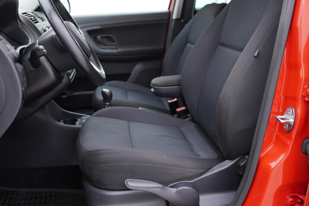 OV190V08225_23.webp_FABIA Elegance 1.6 TDI 66 kW manuál
