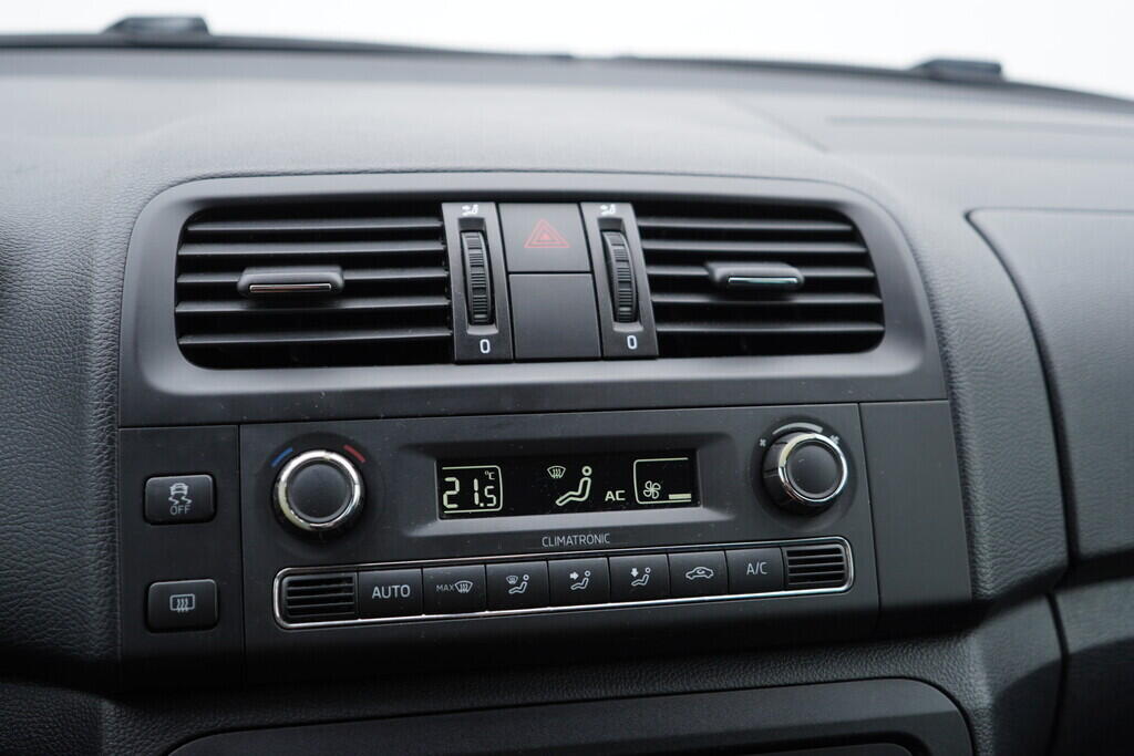 OV190V08225_30.webp_FABIA Elegance 1.6 TDI 66 kW manuál