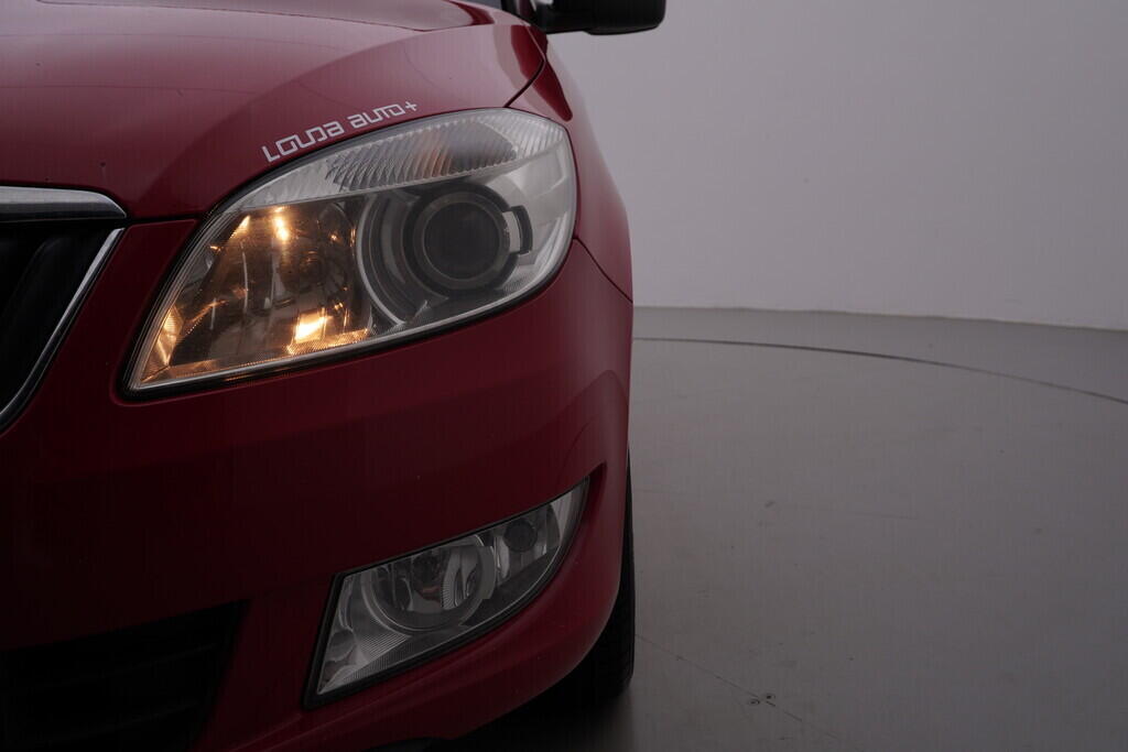 OV190V08225_39.webp_FABIA Elegance 1.6 TDI 66 kW manuál