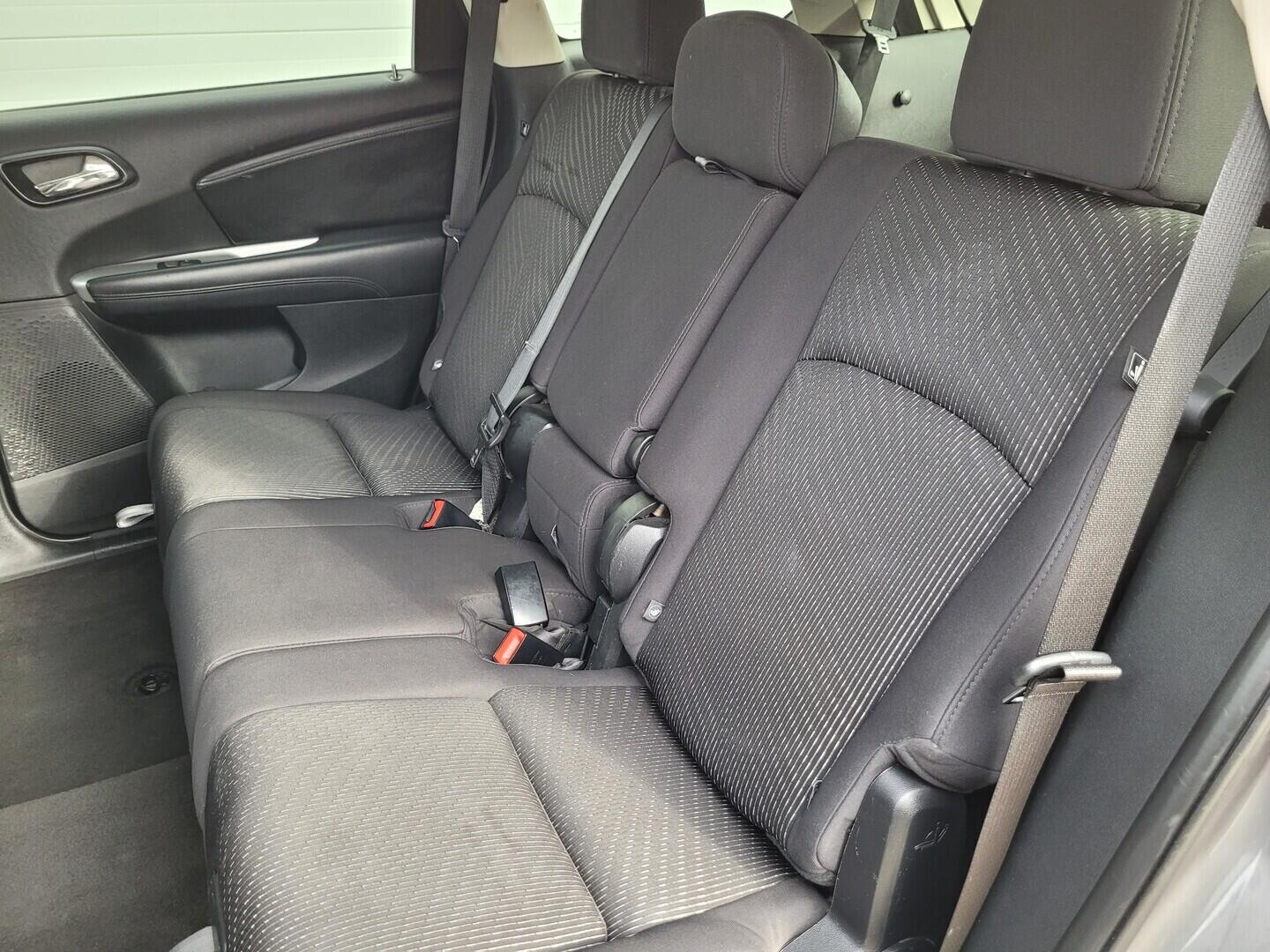 OV190V08241_32.webp_FREEMONT Lounge 2.0  125 kW automat