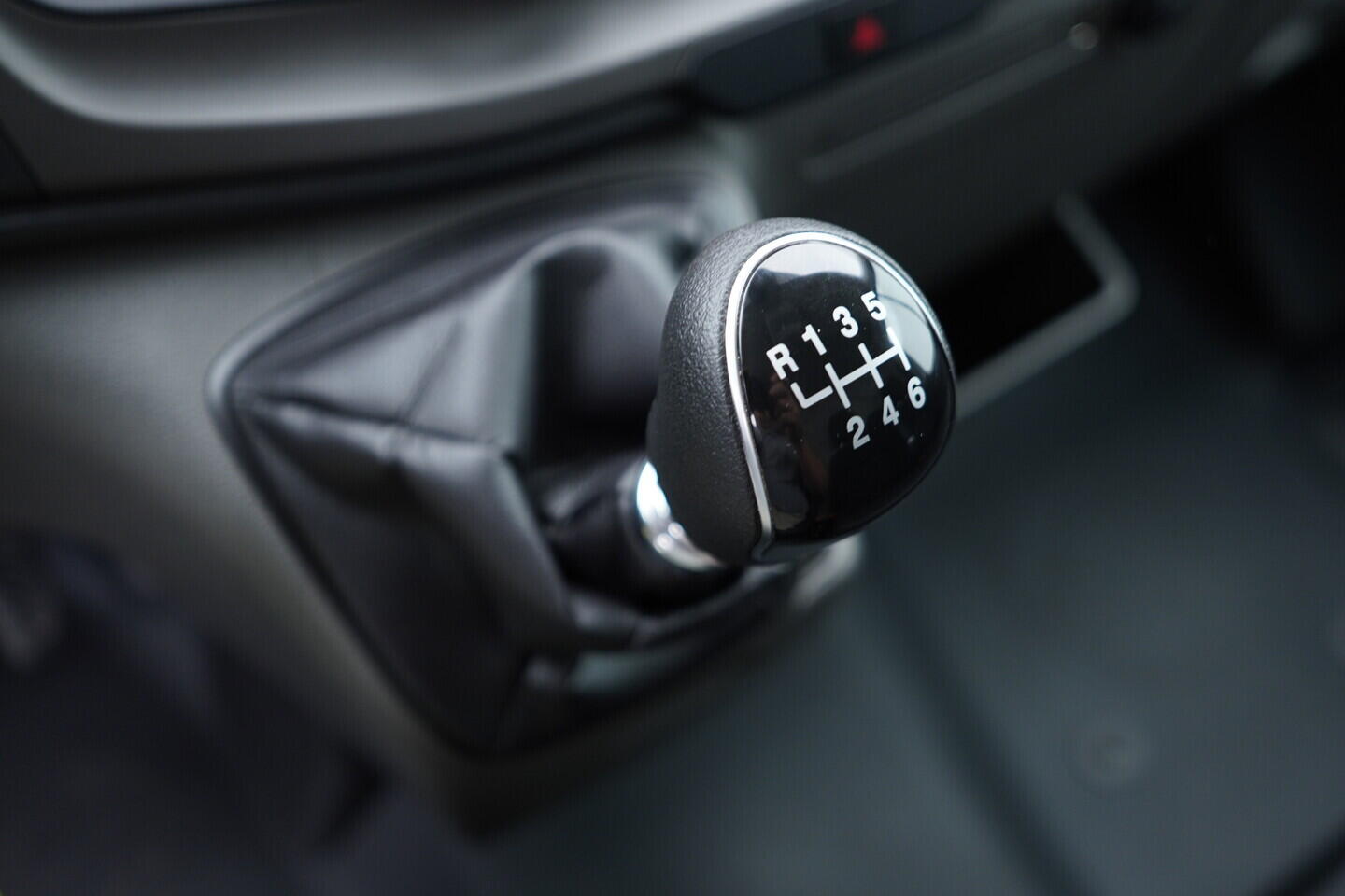 OV190V08248_29.webp_TRANSIT  2.0 TDCi 96 kW manuál, DPH