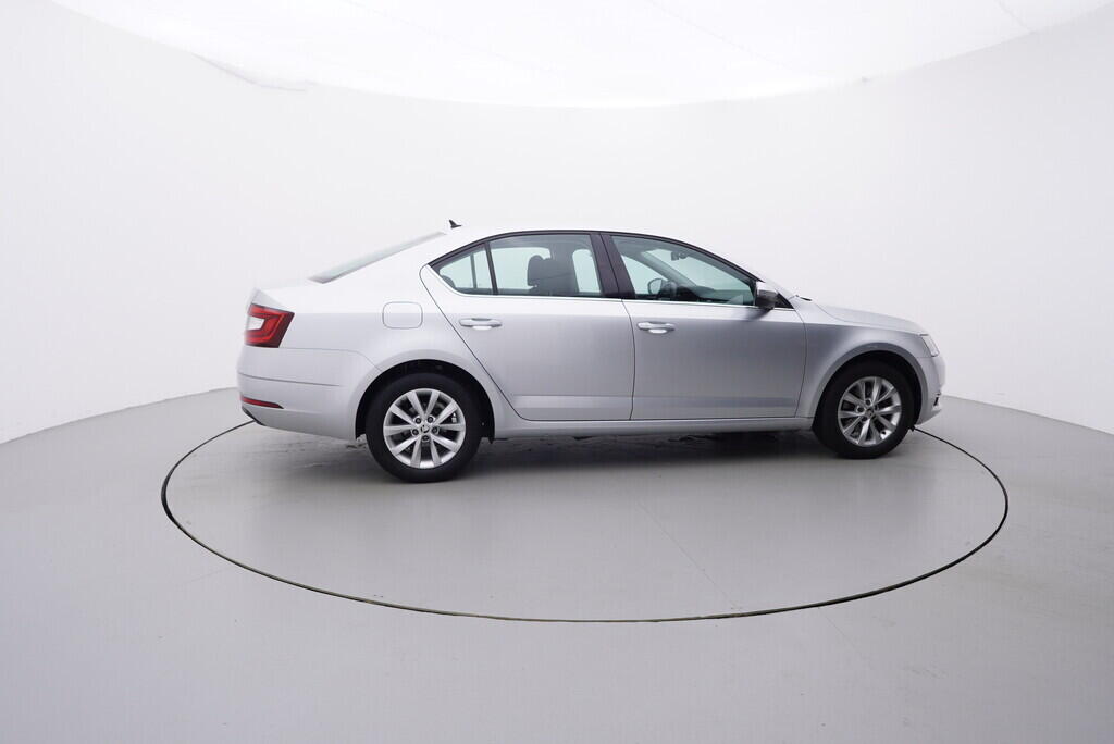 OV190V08249_15.webp_OCTAVIA Style 1.4 TSI 110 kW manuál