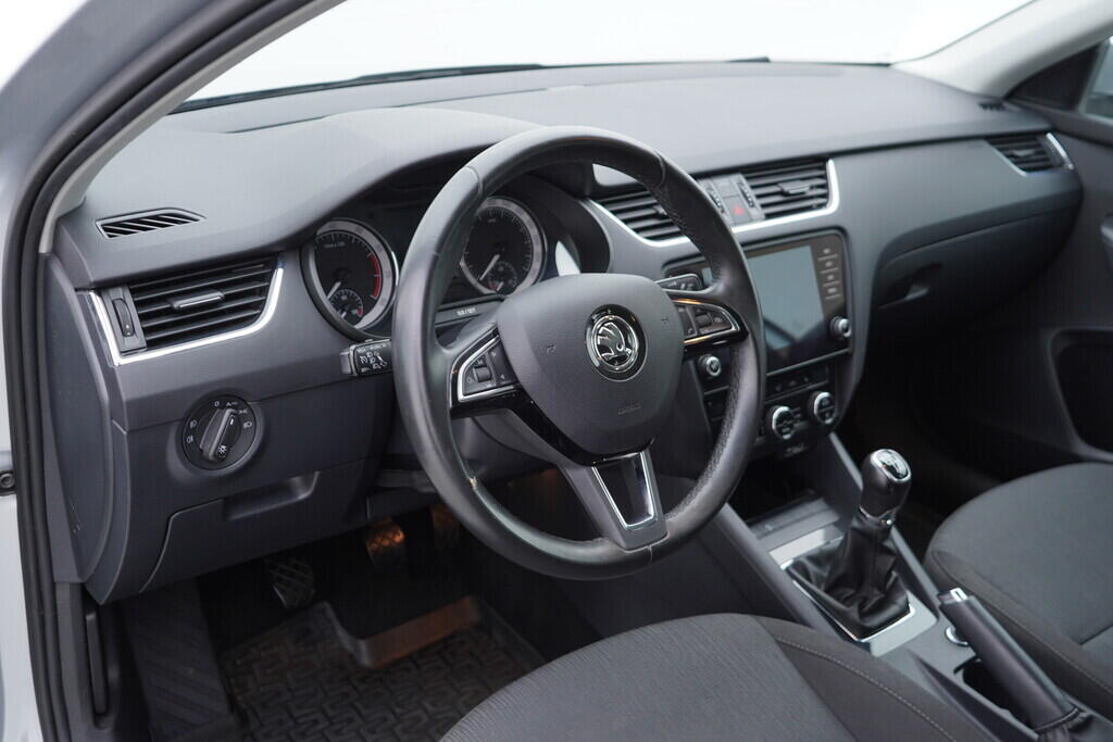OV190V08249_21.webp_OCTAVIA Style 1.4 TSI 110 kW manuál