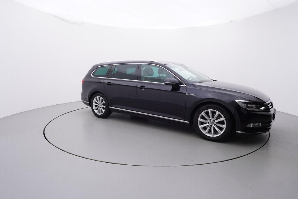 OV190V08258_16.webp_PASSAT VARIANT Highline  2.0 TDI 110 kW manuál