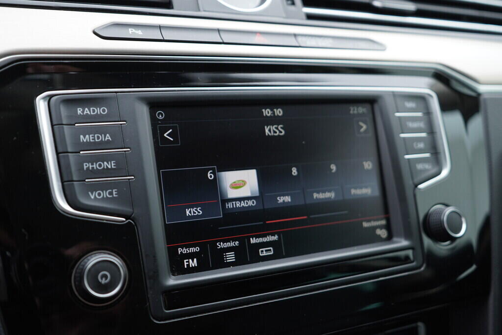OV190V08258_28.webp_PASSAT VARIANT Highline  2.0 TDI 110 kW manuál