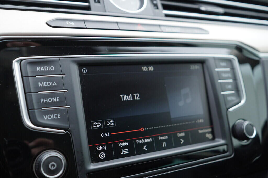 OV190V08258_29.webp_PASSAT VARIANT Highline  2.0 TDI 110 kW manuál
