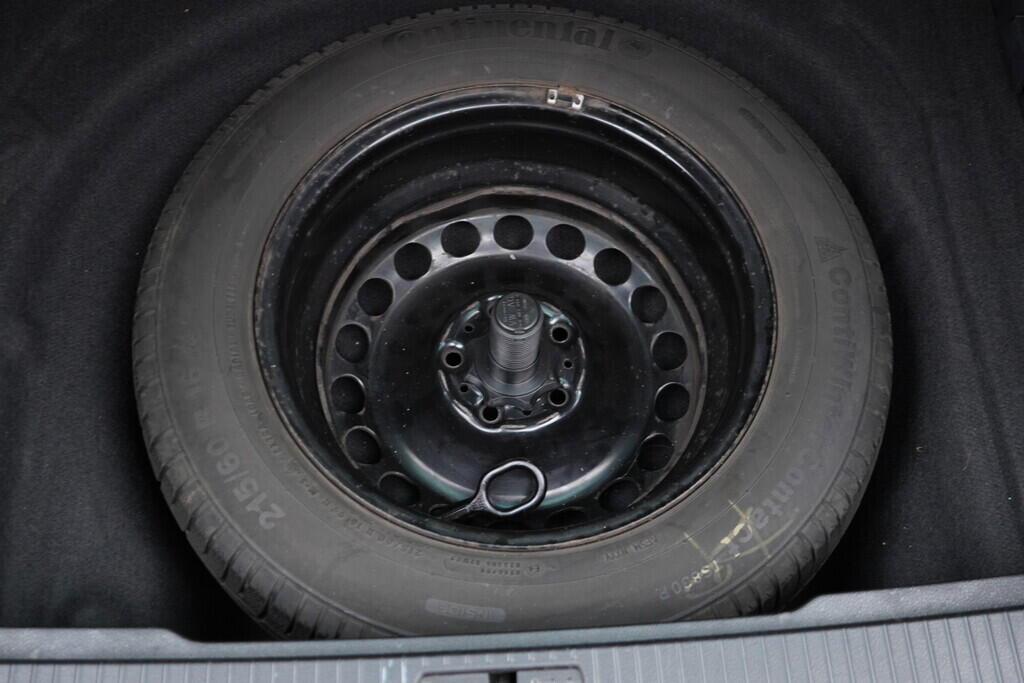 OV190V08258_43.webp_PASSAT VARIANT Highline  2.0 TDI 110 kW manuál