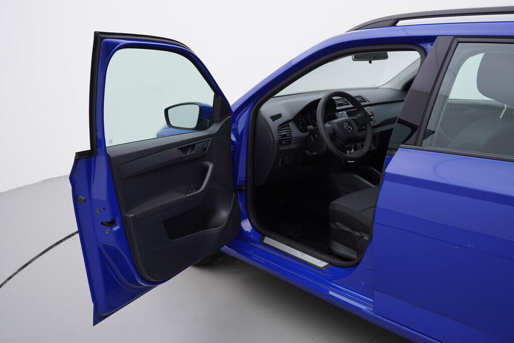 OV190V08272_18.webp_FABIA Active 1.0 TSI 70 kW manuál