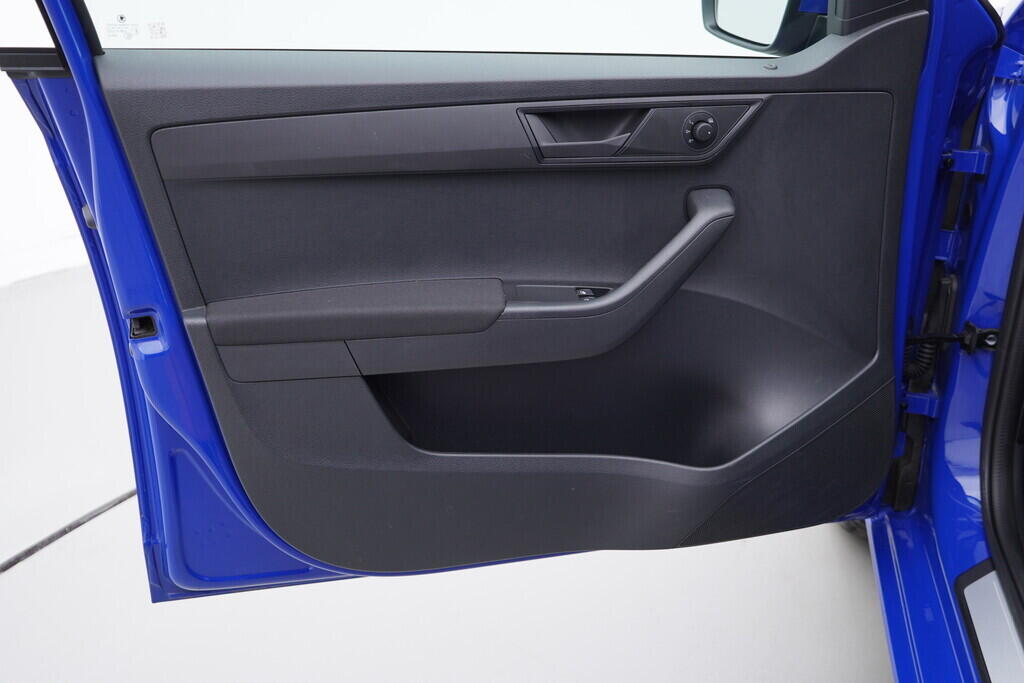 OV190V08272_19.webp_FABIA Active 1.0 TSI 70 kW manuál