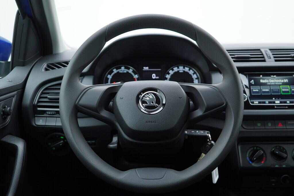 OV190V08272_26.webp_FABIA Active 1.0 TSI 70 kW manuál