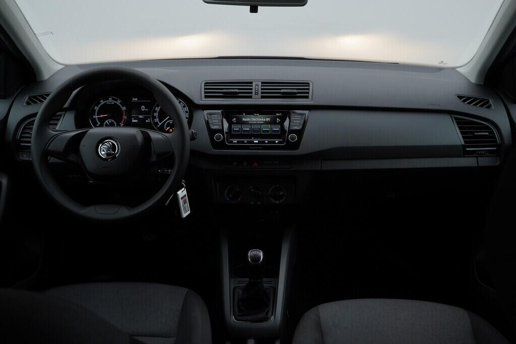 OV190V08272_27.webp_FABIA Active 1.0 TSI 70 kW manuál
