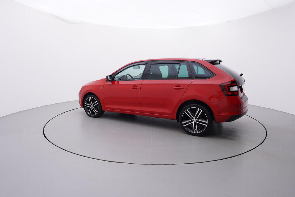 OV190V08293_12.webp_RAPID SPACEBACK Style Plus 1.2 TSI 77 kW manuál