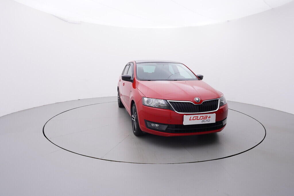 OV190V08293_17.webp_RAPID SPACEBACK Style Plus 1.2 TSI 77 kW manuál