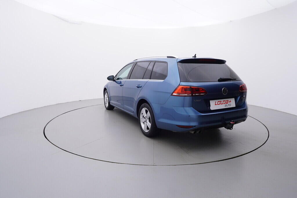 OV190V08294_13.webp_GOLF VARIANT Carat 1.6 TDI 81 kW manuál