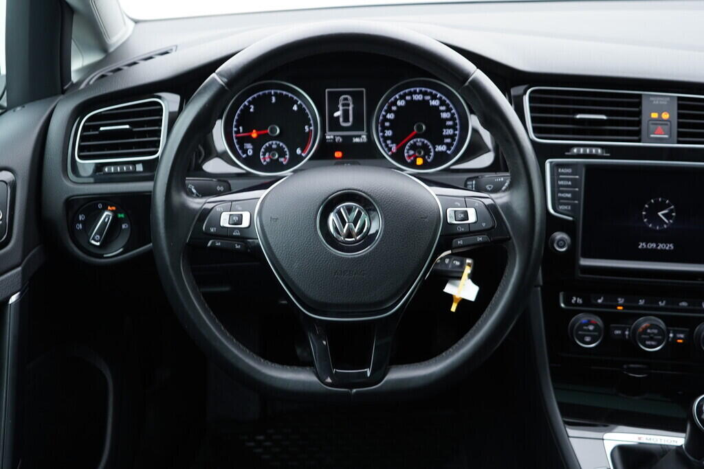 OV190V08294_26.webp_GOLF VARIANT Carat 1.6 TDI 81 kW manuál