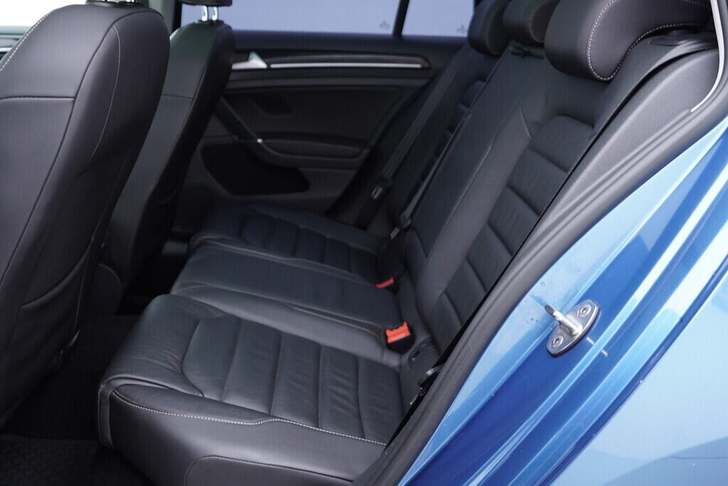 OV190V08294_35.webp_GOLF VARIANT Carat 1.6 TDI 81 kW manuál