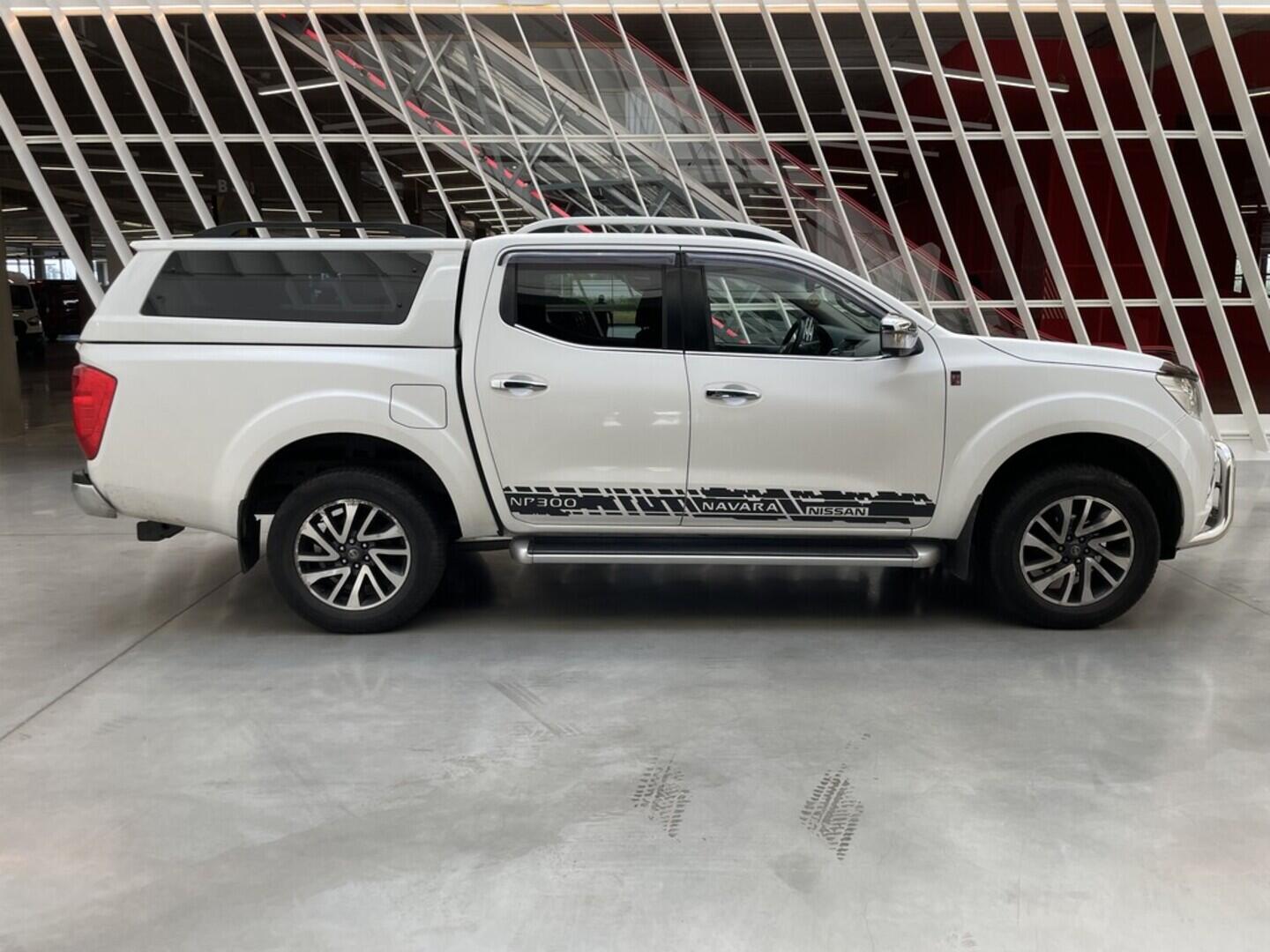 OV190V08295_16.webp_NAVARA  2.3  140 kW automat, DPH
