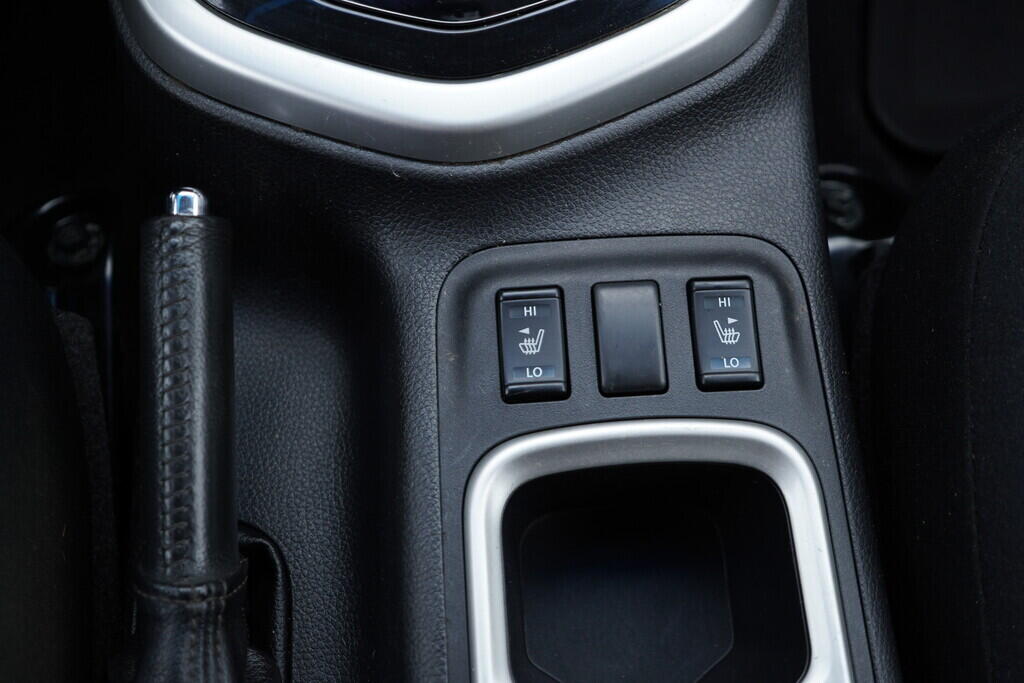 OV190V08295_34.webp_NAVARA  2.3  140 kW automat, DPH