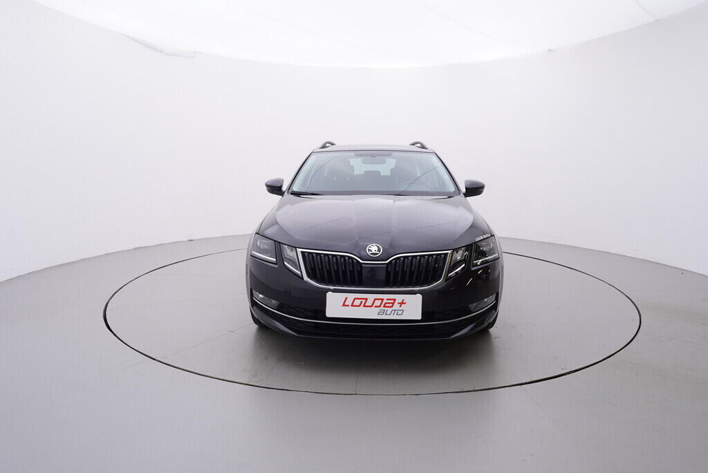 OV190V08297_17.webp_OCTAVIA Style Plus 2.0 TSI 140 kW automat
