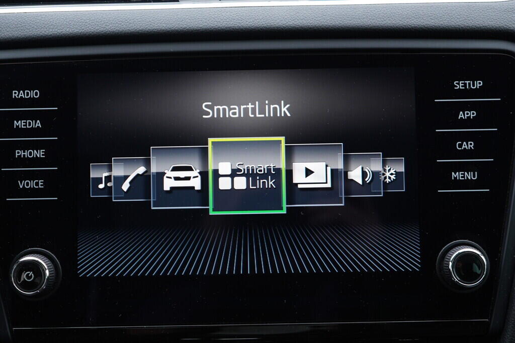 OV190V08297_28.webp_OCTAVIA Style Plus 2.0 TSI 140 kW automat