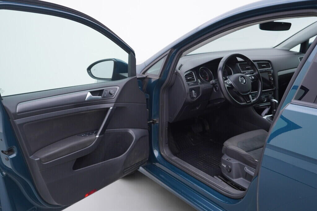 OV190V08298_18.webp_GOLF VARIANT Comfortline 4Motion 2.0 TDI 110 kW automat