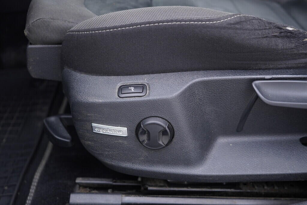 OV190V08298_22.webp_GOLF VARIANT Comfortline 4Motion 2.0 TDI 110 kW automat