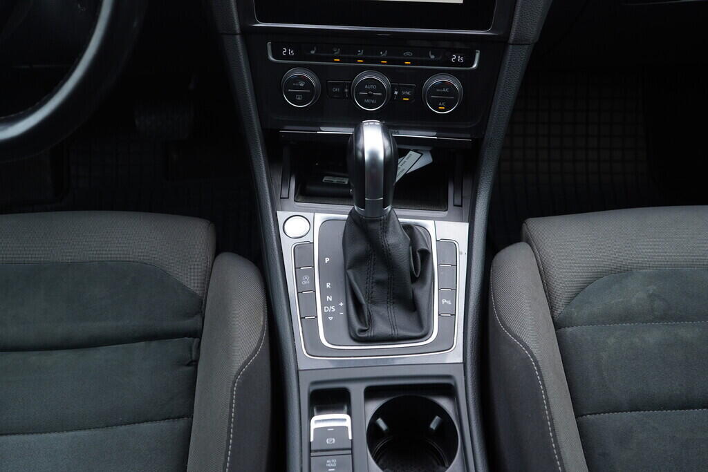 OV190V08298_35.webp_GOLF VARIANT Comfortline 4Motion 2.0 TDI 110 kW automat