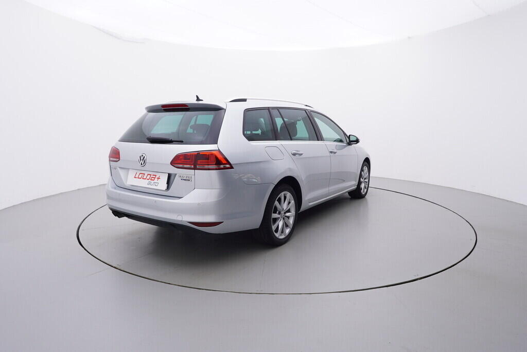 OV190V08301_14.webp_GOLF VARIANT Highline 2.0 TDI 110 kW automat