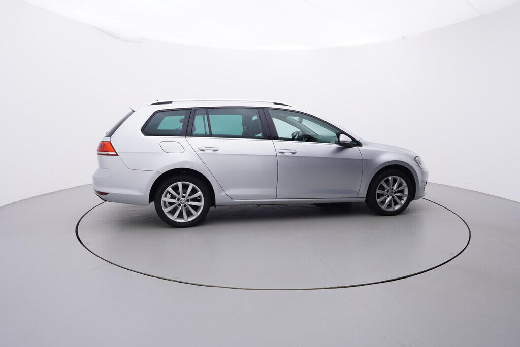 OV190V08301_15.webp_GOLF VARIANT Highline 2.0 TDI 110 kW automat