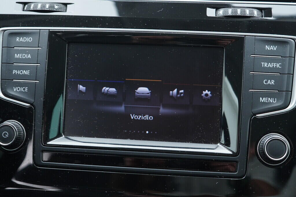 OV190V08301_29.webp_GOLF VARIANT Highline 2.0 TDI 110 kW automat
