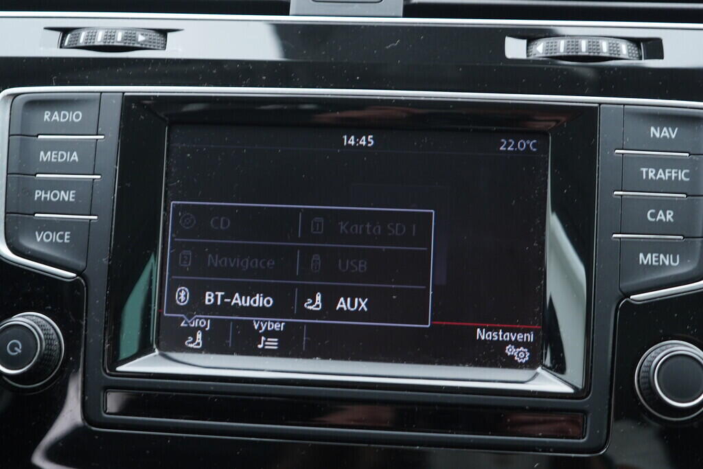 OV190V08301_31.webp_GOLF VARIANT Highline 2.0 TDI 110 kW automat