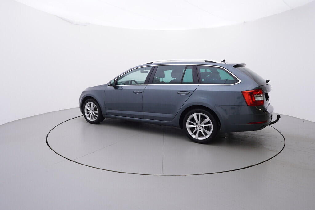 OV190V08302_12.webp_OCTAVIA Style Extra 1.0 TSI 85 kW manuál