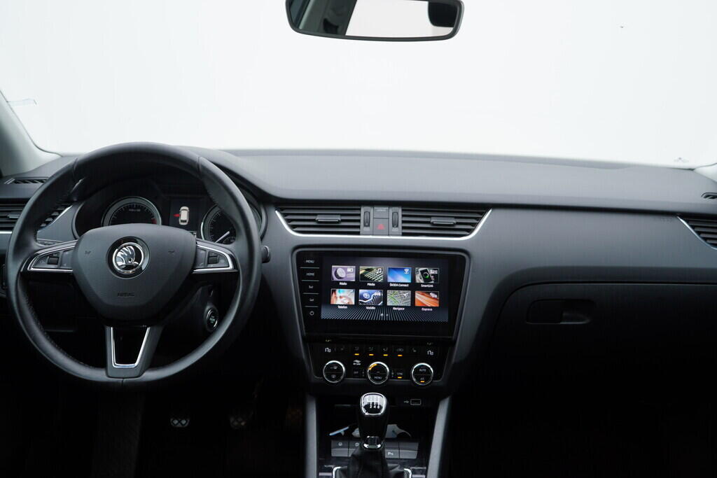 OV190V08302_27.webp_OCTAVIA Style Extra 1.0 TSI 85 kW manuál