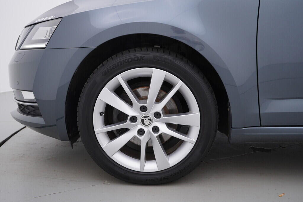 OV190V08302_41.webp_OCTAVIA Style Extra 1.0 TSI 85 kW manuál