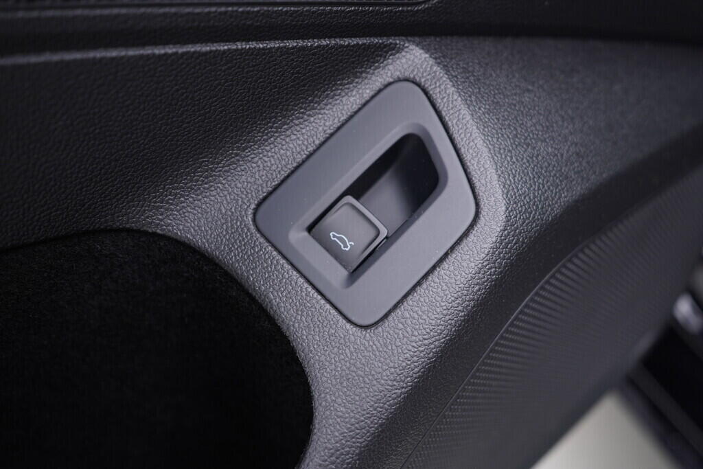 OV190V08304_21.webp_PASSAT VARIANT Comfortline 2.0 TDI 110 kW automat