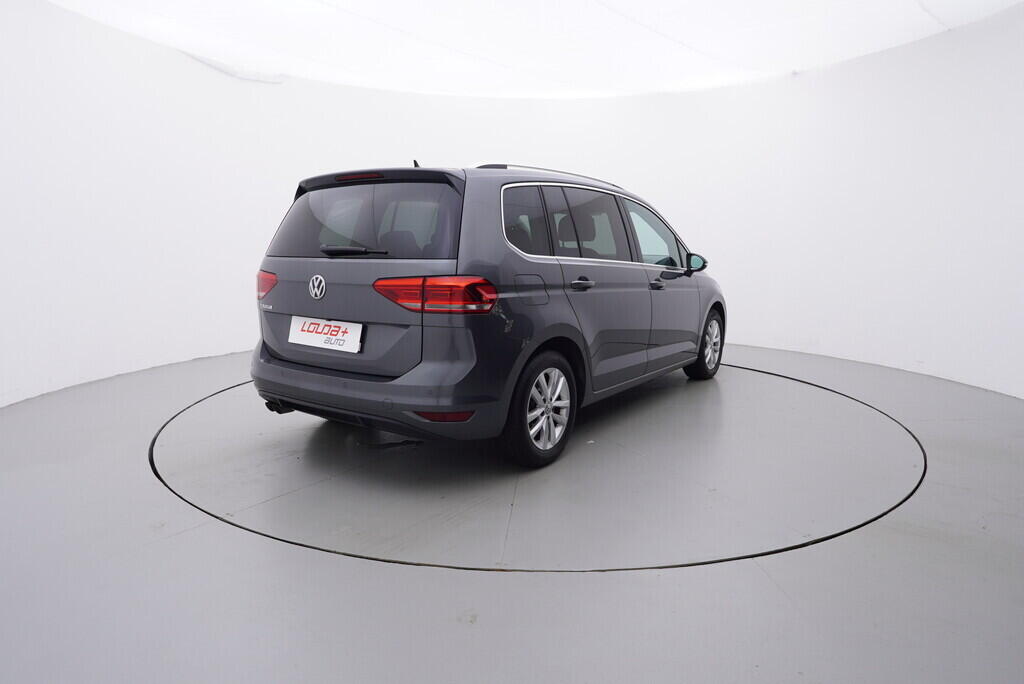 OV190V08308_14.webp_TOURAN highline 2.0 TDI 110 kW manuál, DPH