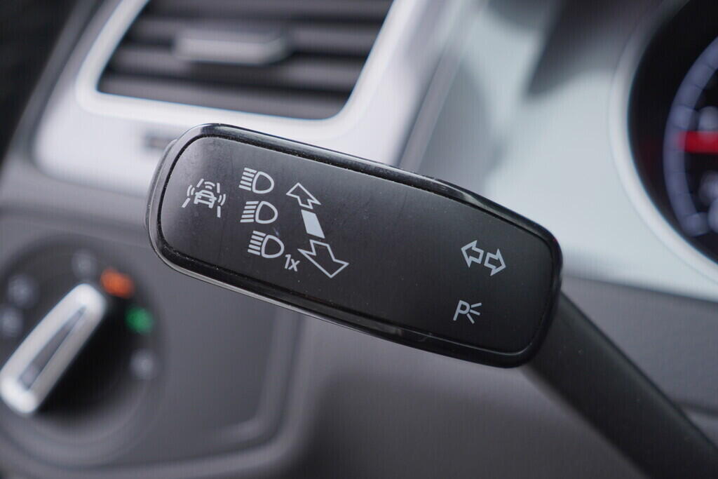 OV190V08309_25.webp_GOLF VARIANT Alltrack Highline 2.0 TDI 135 kW automat