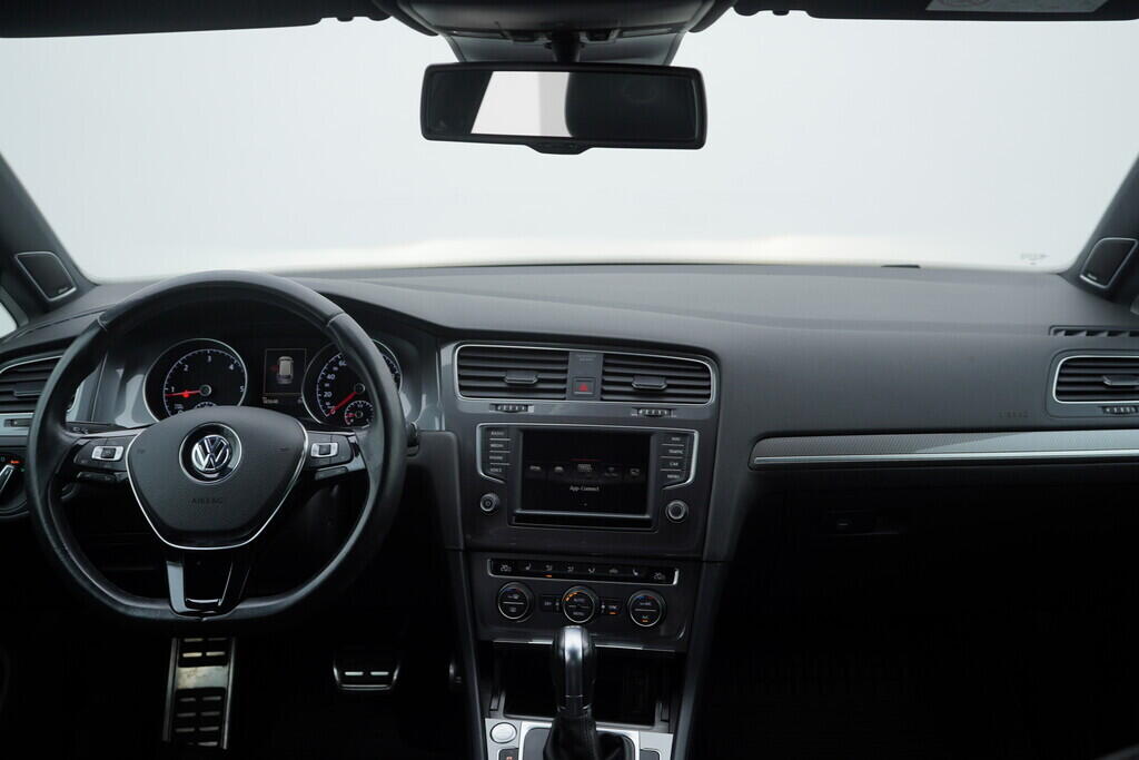 OV190V08309_27.webp_GOLF VARIANT Alltrack Highline 2.0 TDI 135 kW automat