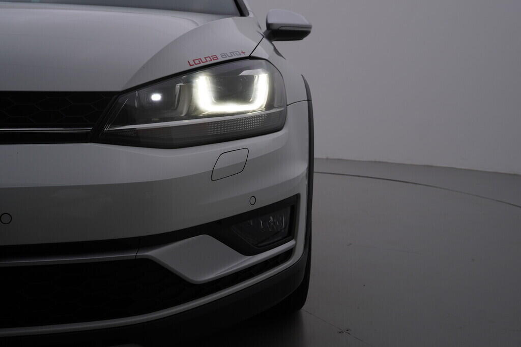 OV190V08309_46.webp_GOLF VARIANT Alltrack Highline 2.0 TDI 135 kW automat