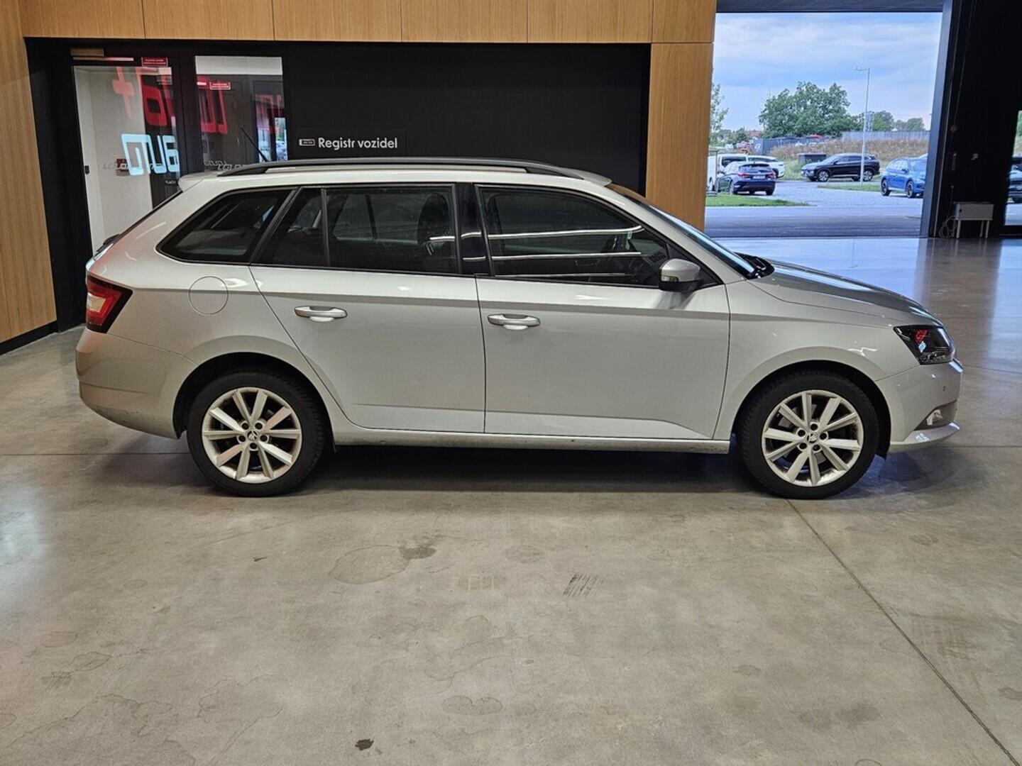 OV190V08311_12.webp_FABIA Style 1.0 TSI 81 kW manuál