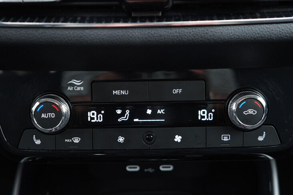 OV190V08313_31.webp_FABIA Selection 1.0 TSI 85 kW manuál, DPH