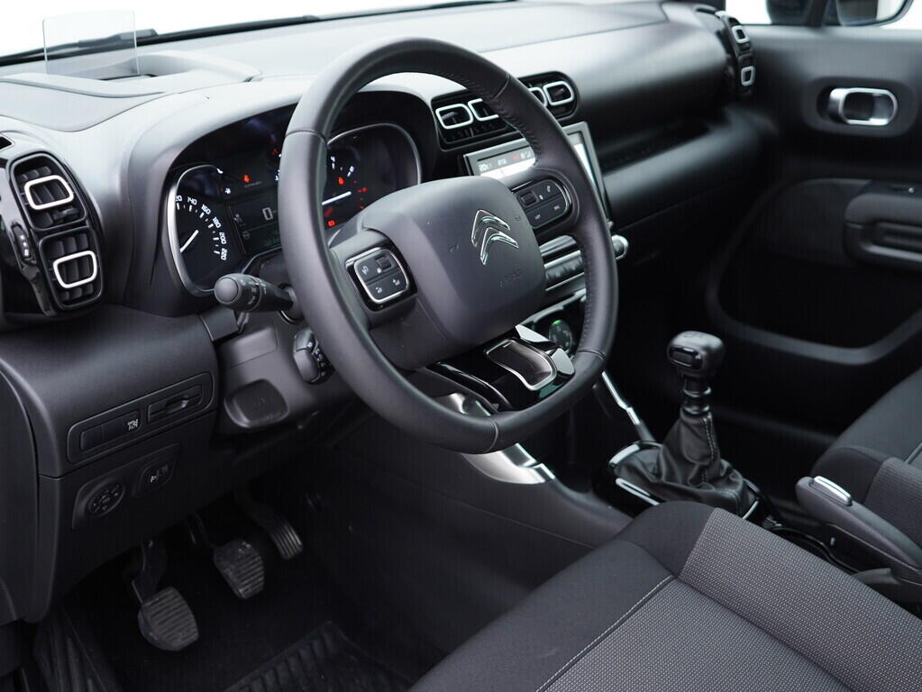 OV190V08315_21.webp_C3 AIRCROSS MAX 1.2  81 kW manuál, DPH
