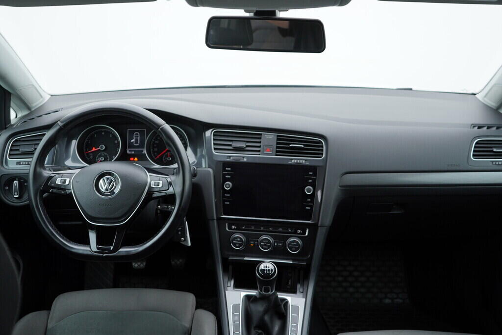 OV190V08320_26.webp_GOLF  1.4 TSI 81 kW manuál